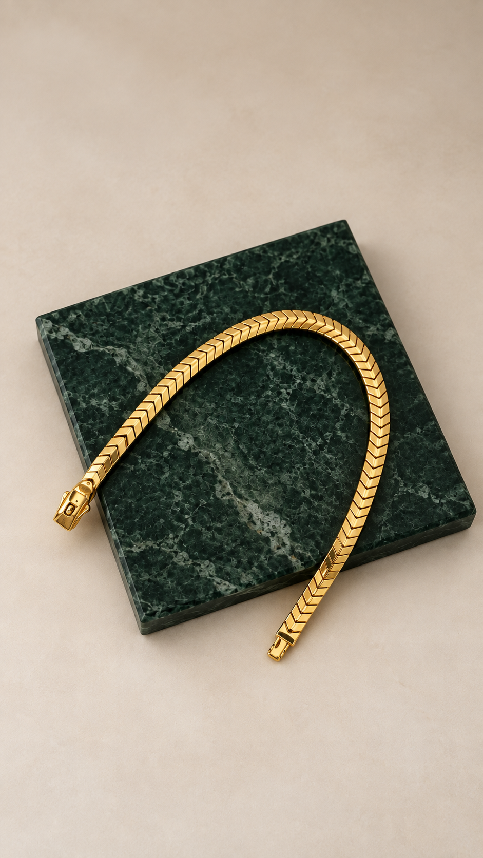 18K Solid Gold Bracelet (snake)