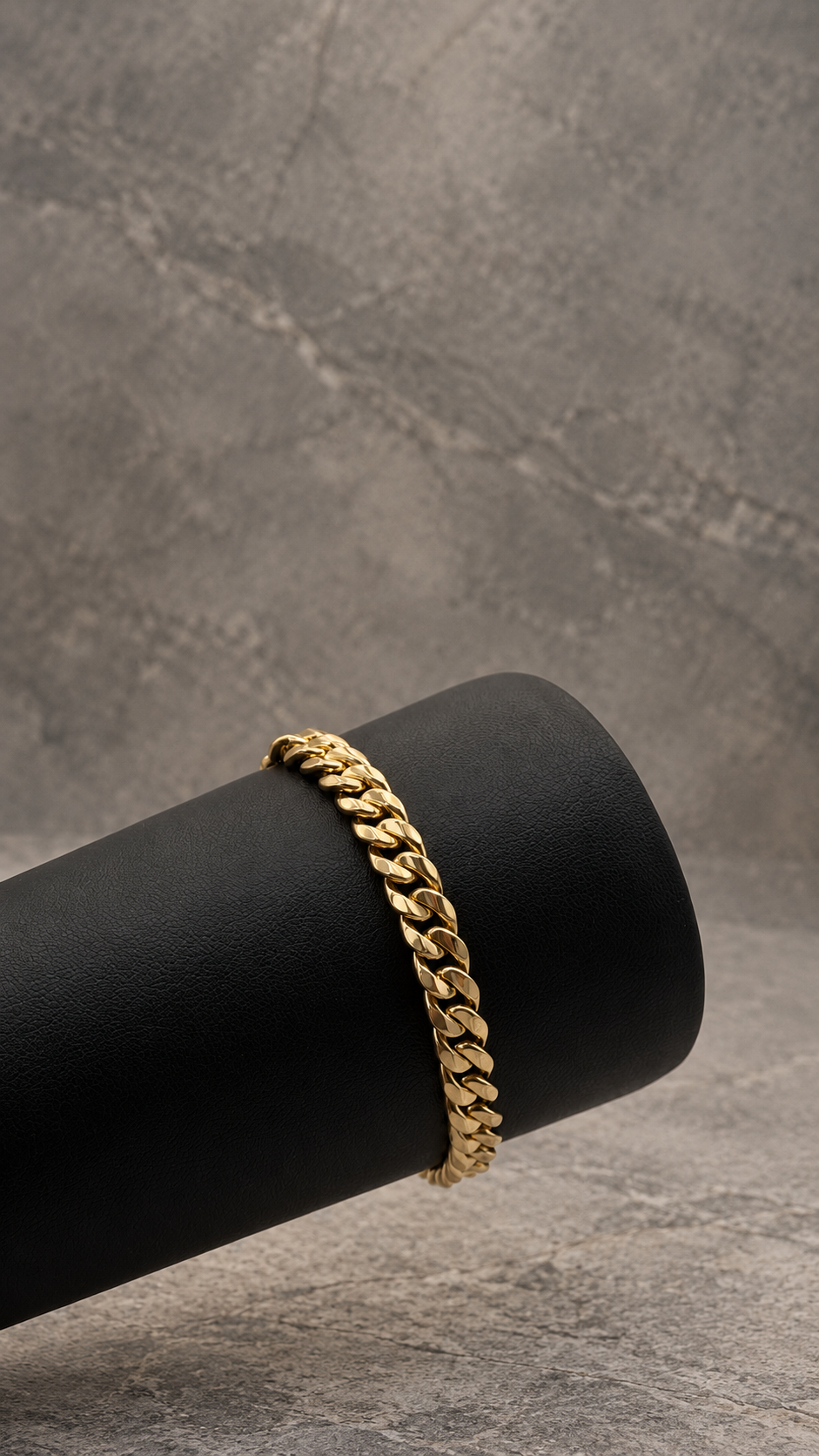 18K Gold Bracelet, 18 cm