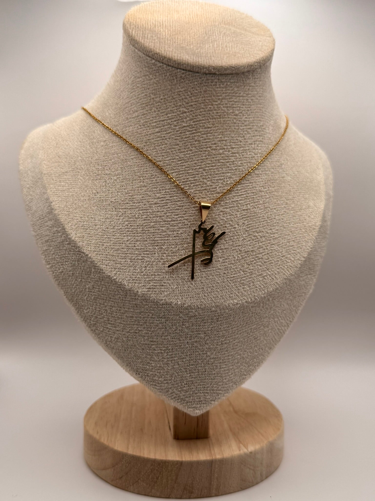 18K Pure gold pendant weight 1.10 gr