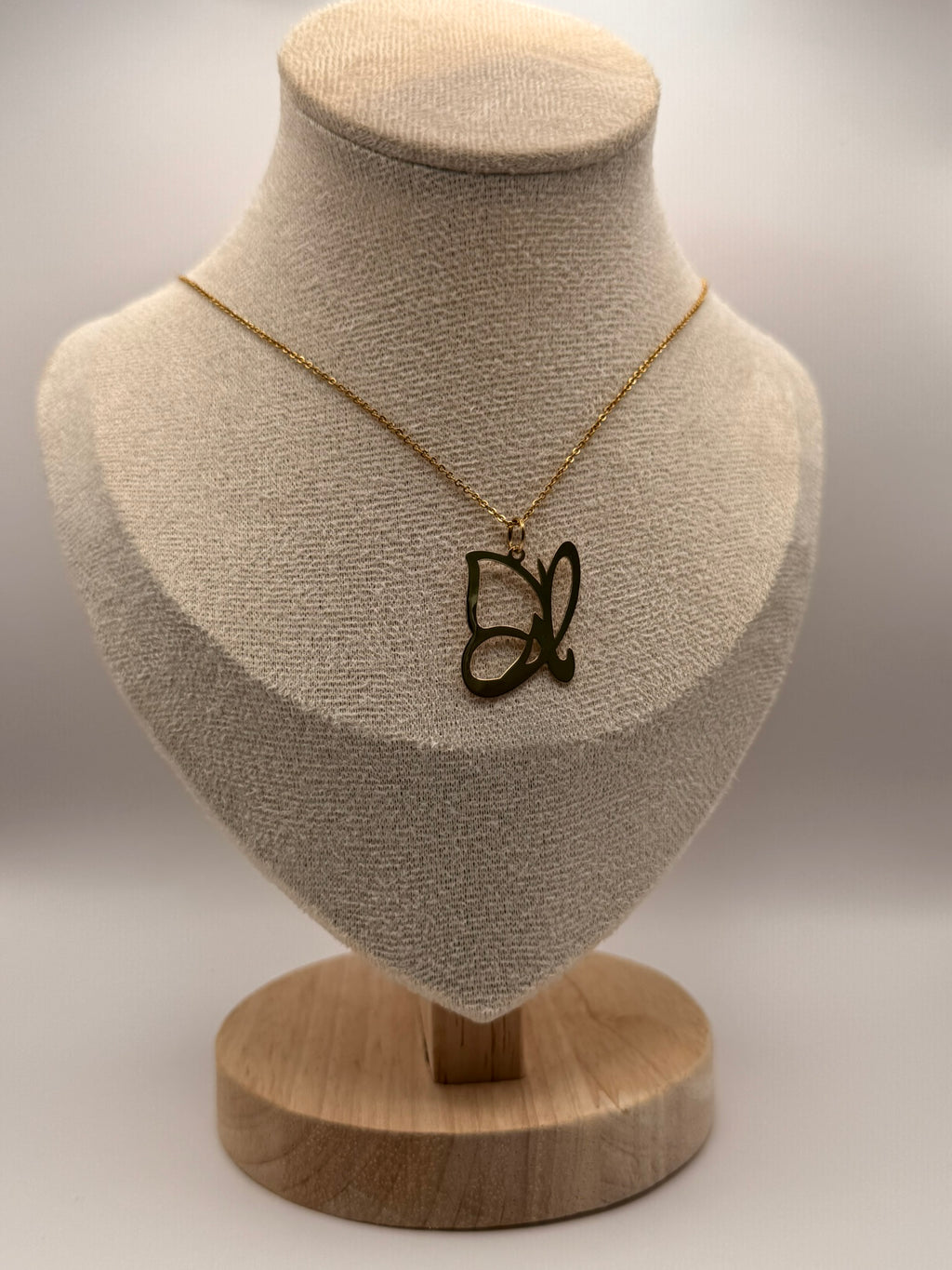 18K pure gold pendant weight: 2 gr